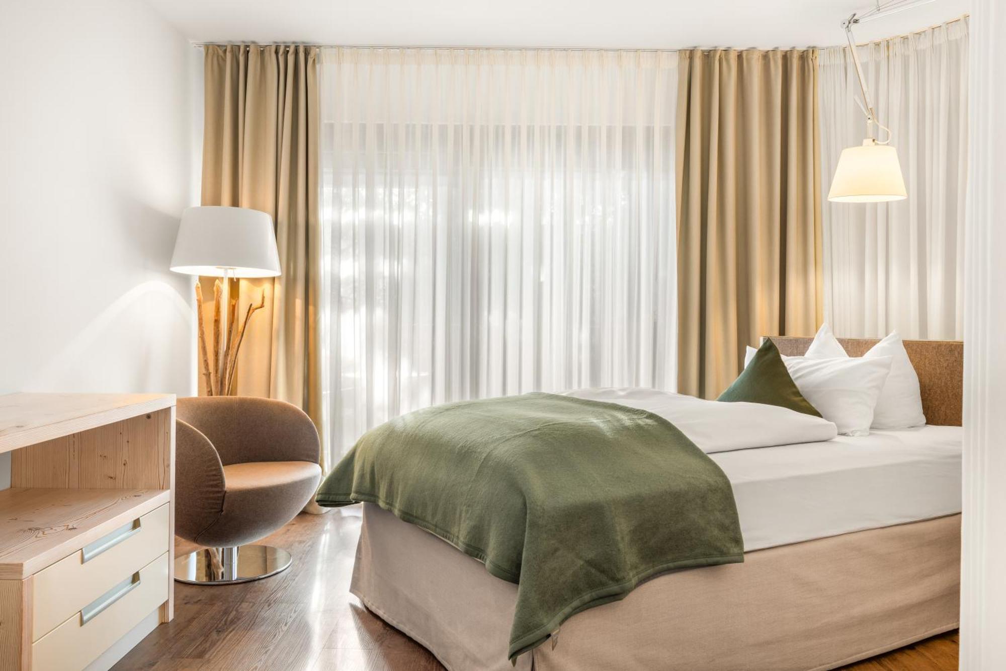 Single Room,1739389929:JPEG